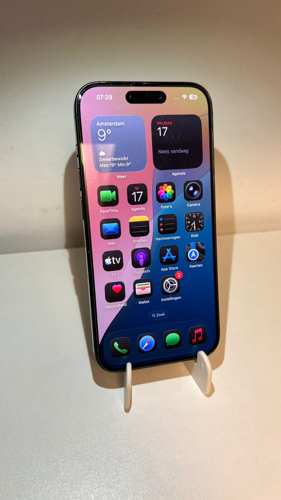 iPhone 15 Pro - Black Titanium - 128GB (Refurbished)